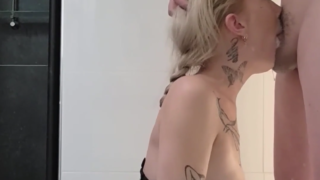 Lunathebrat loves throatpies