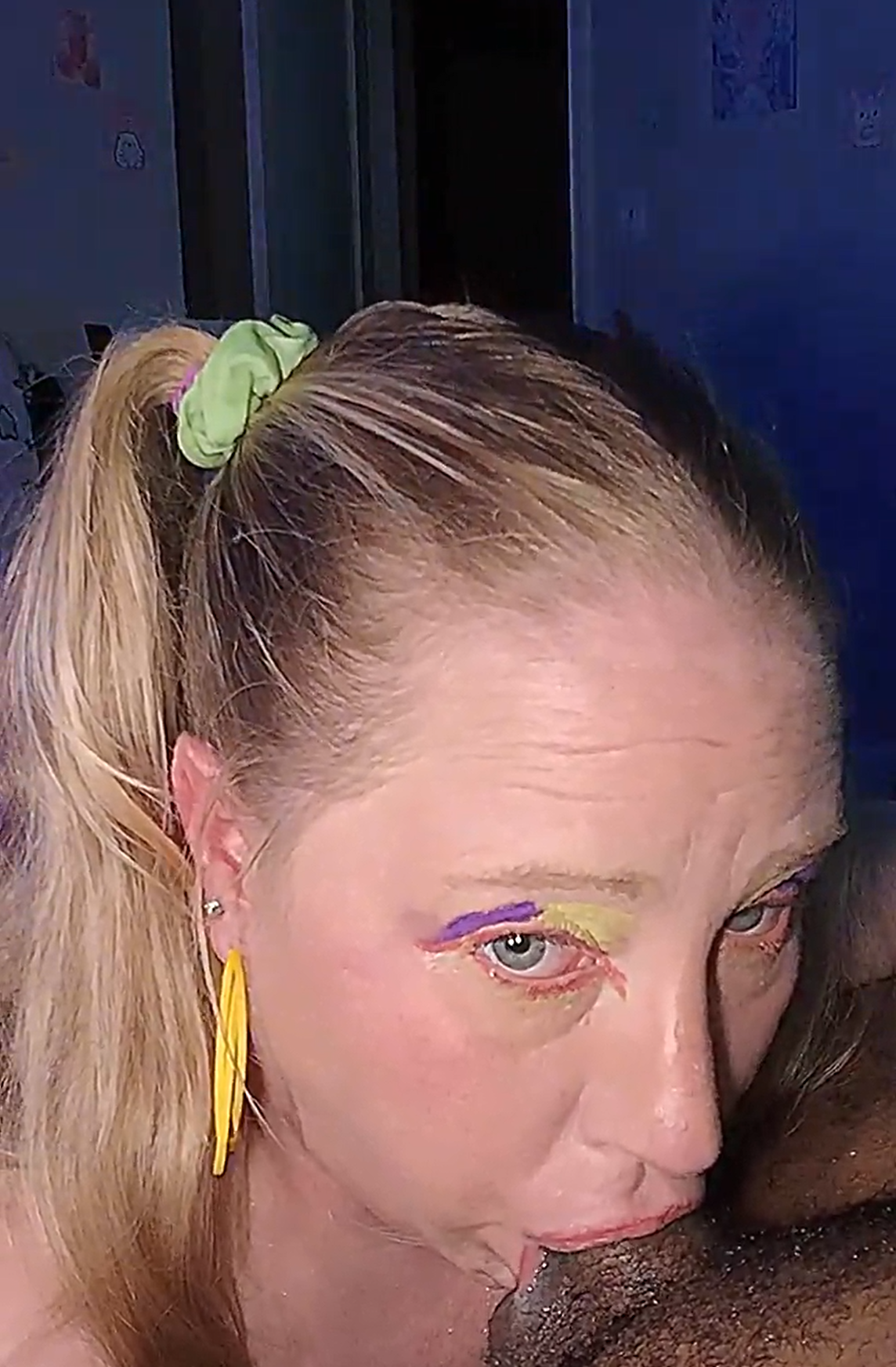 Horny MILF sucks cock until throatpie