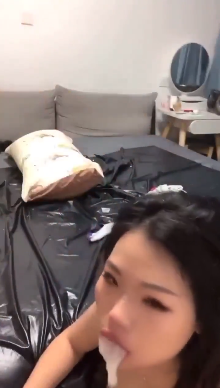 asian girl almost drowns in cum from throatpie!
